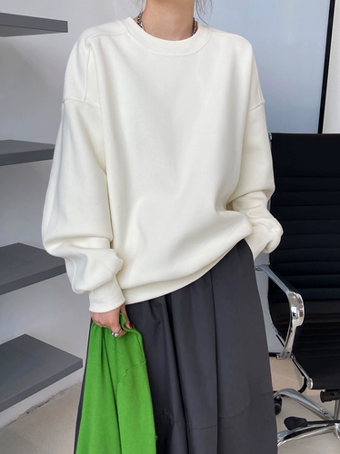 Бордовый спортивный осенний корейский брендовый лонгслив, свободный крой, с рукавом, круглый воротник