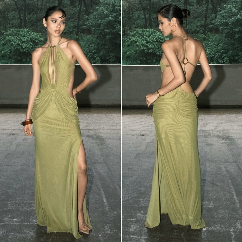 Audwyn|Maddy Dress|Outshines Everyone|Halter Neck, Backless, Slit, Sexy Mesh Floor-Length Dress Audwyn|Maddy Dress|Outshines Everyone|Halter Neck, Backless, Slit, Sexy Mesh Floor-Length Dress