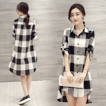 Cotton linen long shirt long sleeve 2021 Spring and Autumn New loose Korean version of womens plaid shirt linen shirt skirt