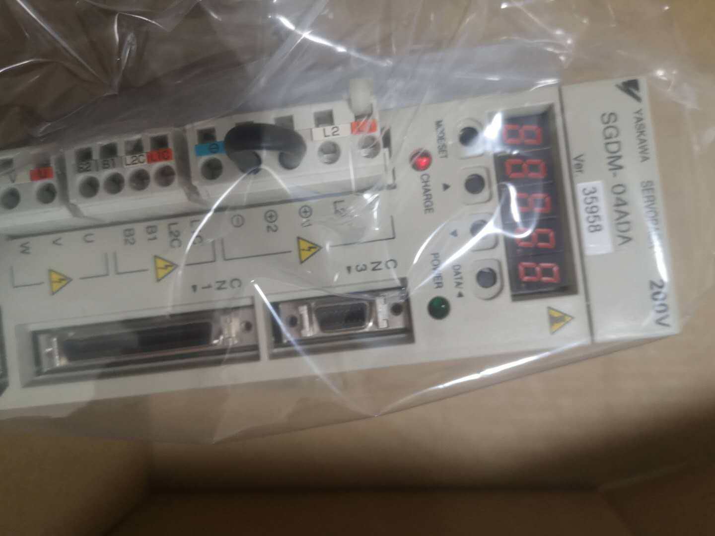 SGMAH-04AAA41 SGDM-04ADA Anhuan servo suit new original loading spot welcome for quotation