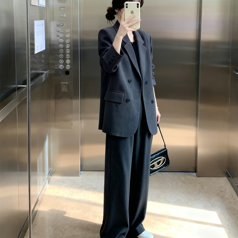 Plus-Size Women's High-End Quality Suit Set, Slimming, Fashionable for Autumn, Covers the Belly, Age-Reducing, Two-Piece Suit Plus-Size Women's High-End Quality Suit Set, Slimming, Fashionable for Autumn, Covers the Belly, Age-Reducing, Two-Piece Suit