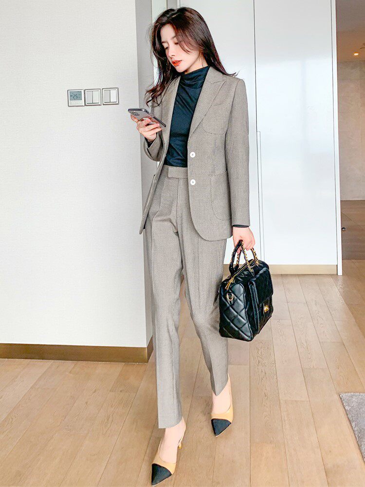 Goddess Fan High-end Career Western Suit Suit Women 2022 Chunqiu New Korean Edition Fashion Stomage OL suit Two sets 