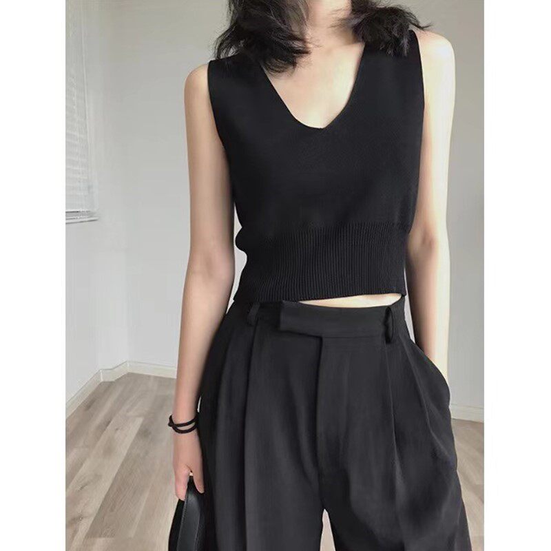 Sleeveless vest knitting tops woman 2022 new Han edition fashion suit with v - severe hanging vest
