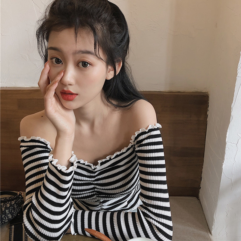 Striped sweater women's pullover long-sleeved repair spring new sexy off-shoulder one-word collar thin top short trendy