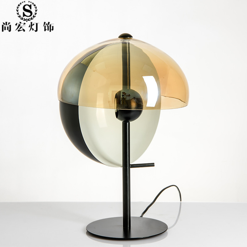 Nordic Table Lamp Light Extravaganza Modern Luminaire Creativity Individuality Bedroom Bedside Headlights Living-room Rear Modern Designer Table Lamp