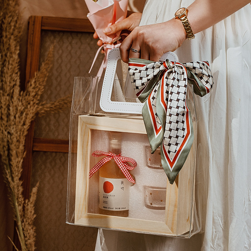 Yalle Wine House Eclipse Log Custom Fruit Wine Log Glass Gift Box Birthday Gift Litchi Wine Sending Friends