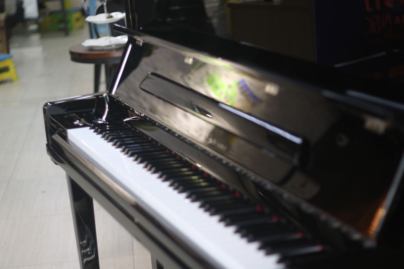 Đàn piano sông Dương Tử CP-2 piano mozart