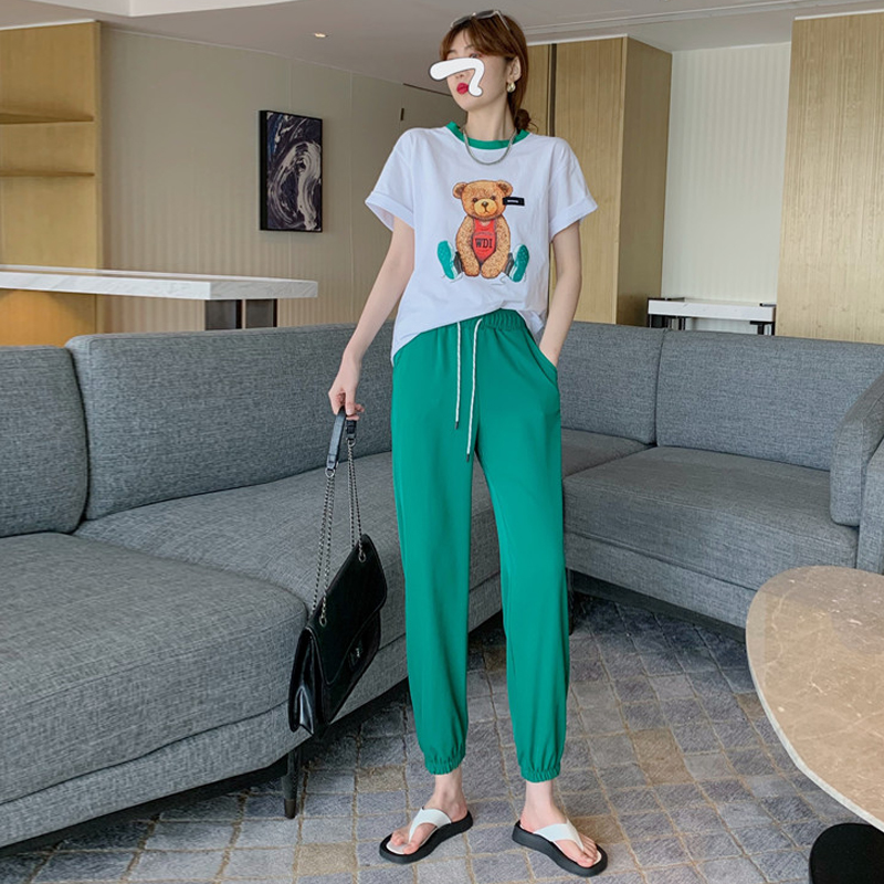 Summer dress 2022 famous brand short-sleeved casual sportswear suit pants female celebrity temperament thin section age-reducing fashion two-piece set