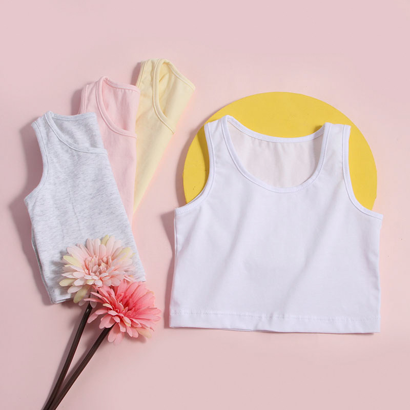 Little girl sleeveless vest girl dancing outside wearing pure cotton middle middle children wearing summer coat beat hanging thin