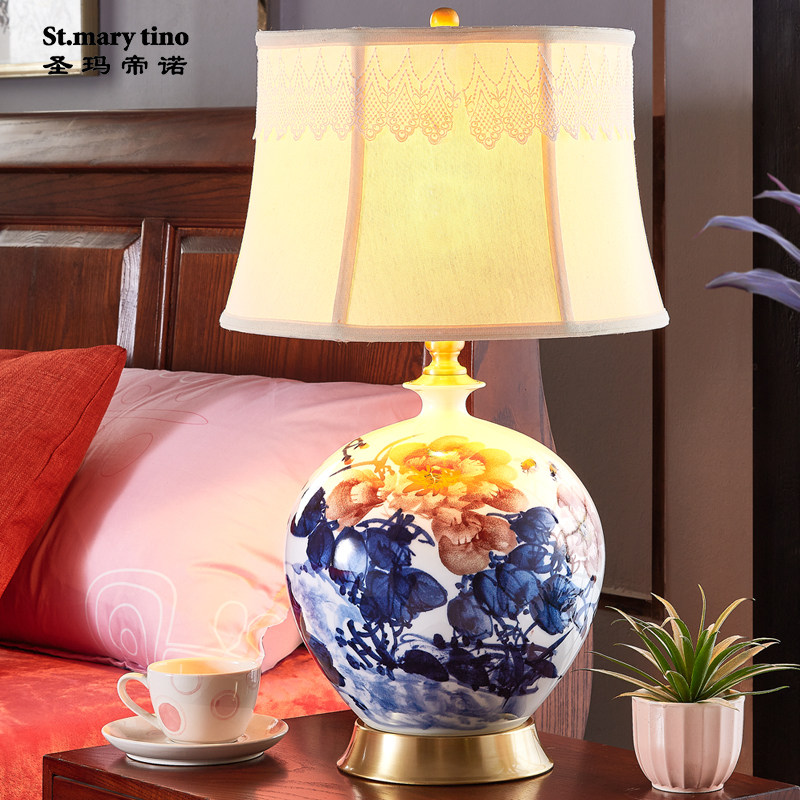 Wedding table lamp wedding room bedside lamp w bedroom red new Chinese ceramic bride dowry gift a pair ◆ new product