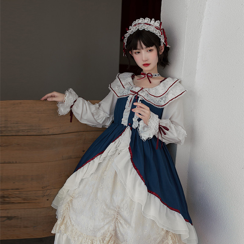 (Snow White) with puji original design lolita dress shoulder pull down two large skirt hem autumn