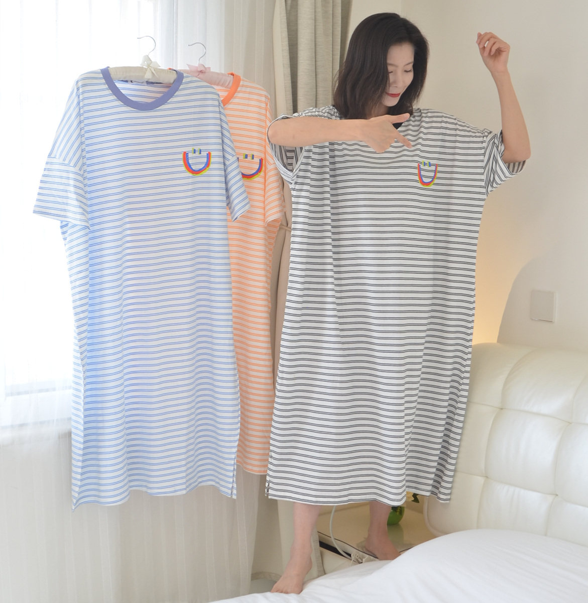 Korean version of the smiling face nightdress female summer short-sleeved cotton plus fat XL fat MM pregnant women loose pajamas 200 catties