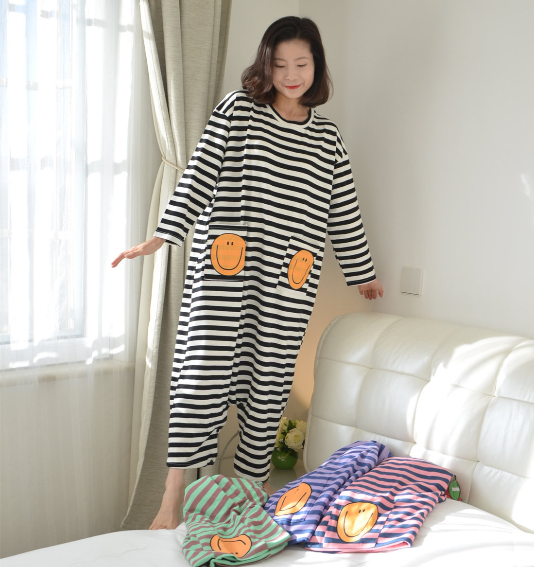 Add the smiling face of the sleeve and thicken knitting pure cotton fat sister loose home clothing 200 pounds