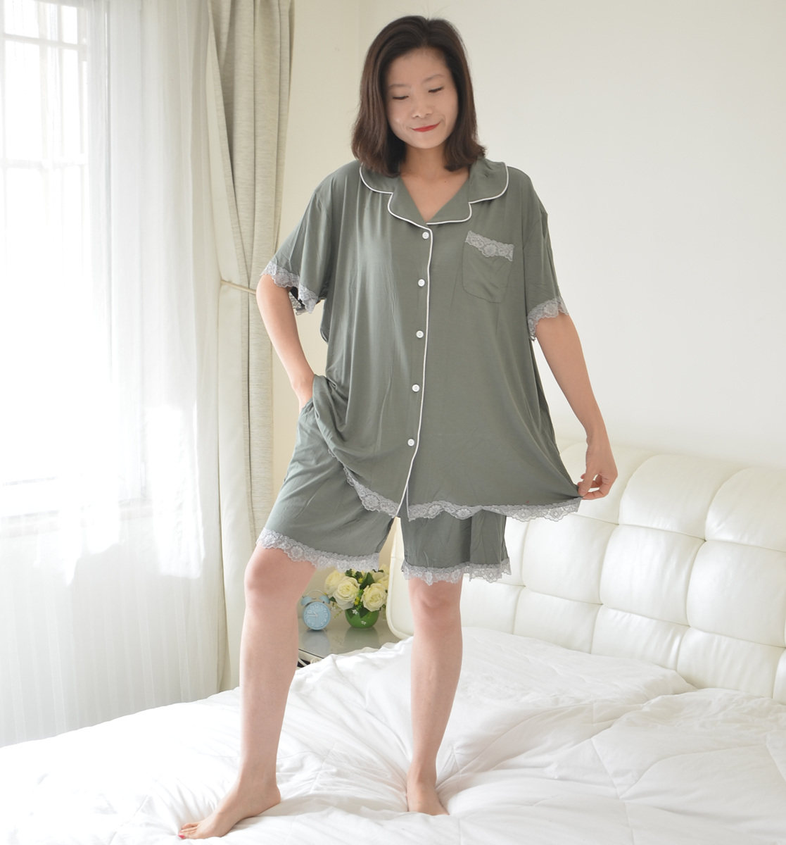 Clear cabin plus size Modelle lace pyjamas women's summer shirt with short sleeves shorts fat MM home for 200 catties