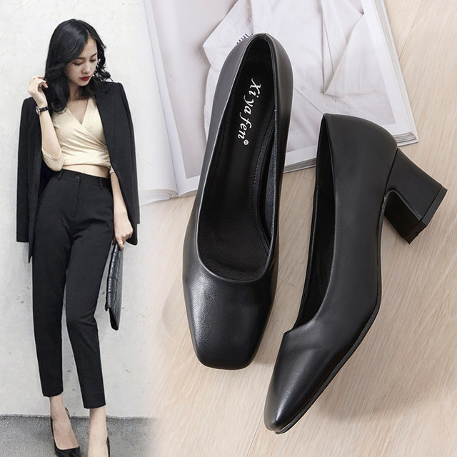 flight attendant work shoes