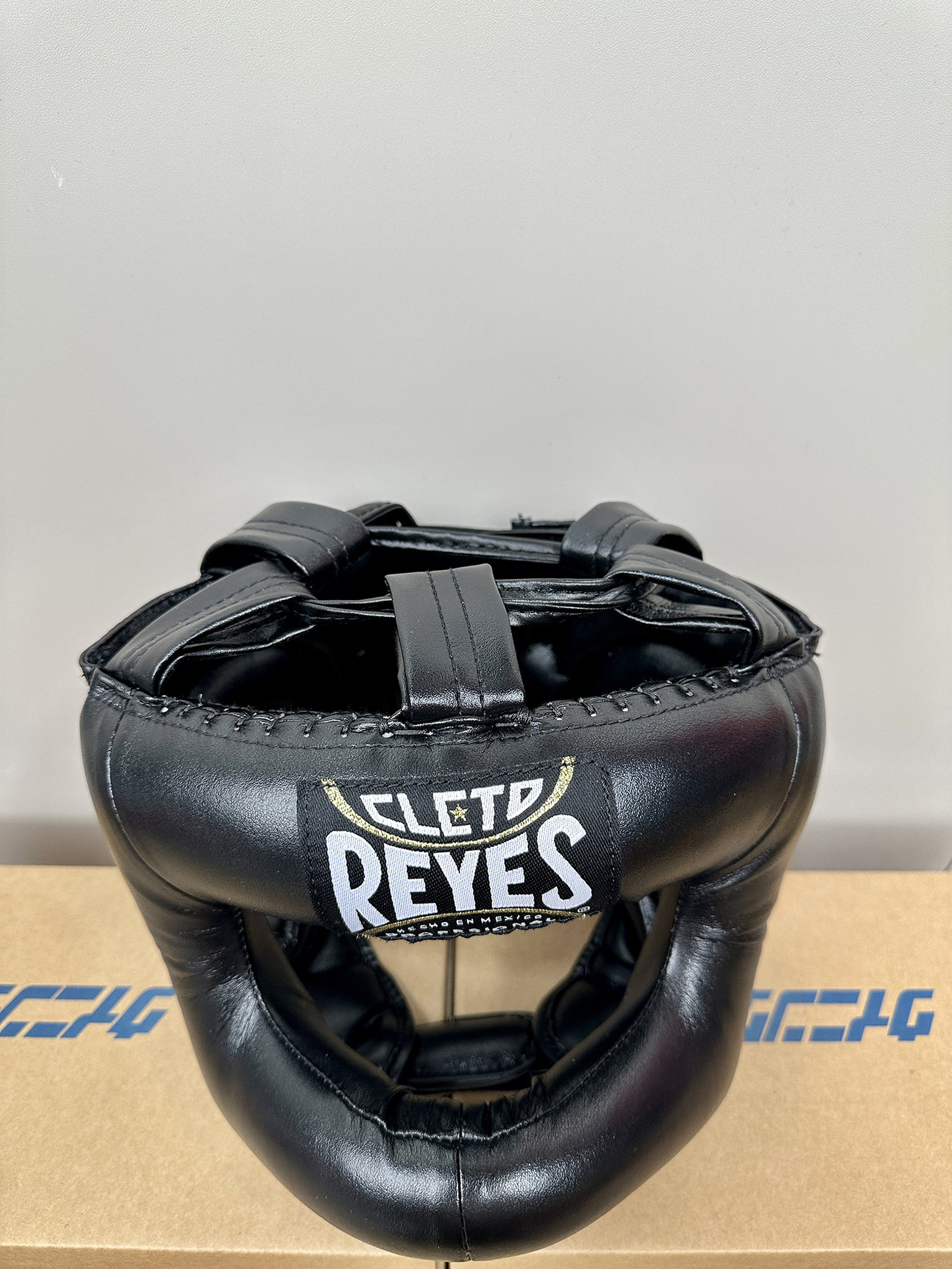 Шлем для бокса h7 reyes雷耶斯同款护头横梁猴脸成人护脸鼻拳击搏击泰拳格斗护具