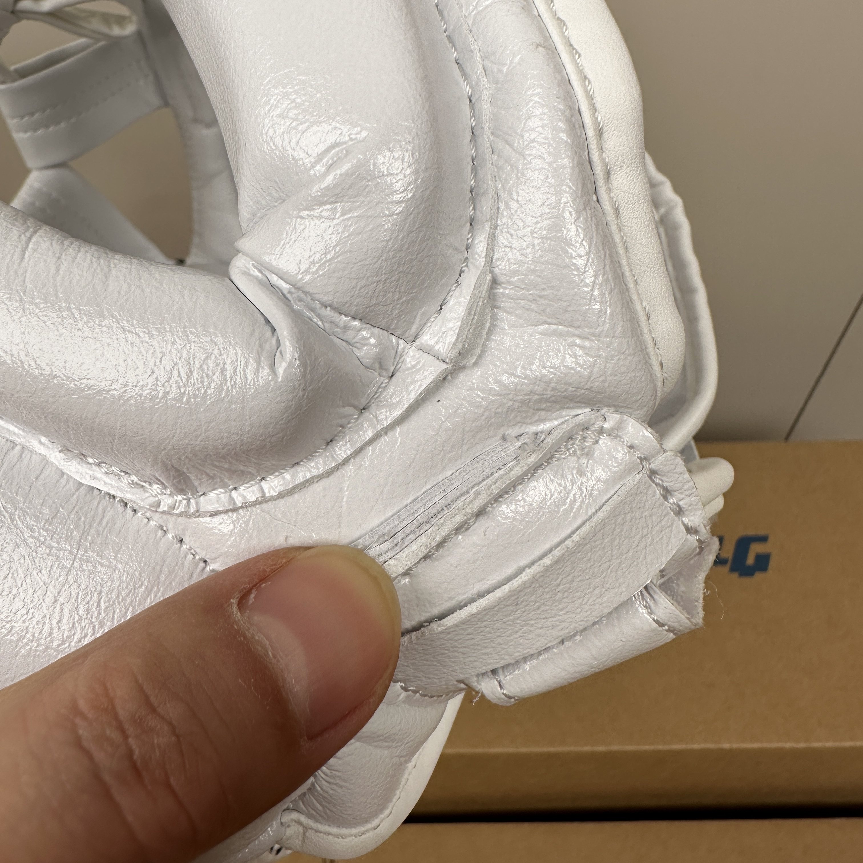 Шлем для бокса h7 reyes雷耶斯同款护头横梁猴脸成人护脸鼻拳击搏击泰拳格斗护具