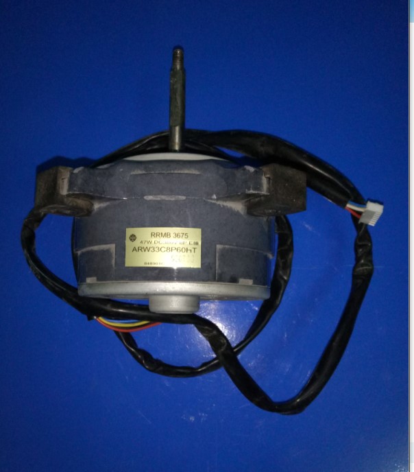 Original Panasonic Hitachi DC Motor RRMB3675 ARW33C8P60HT Motor Fan Cooling Motor.