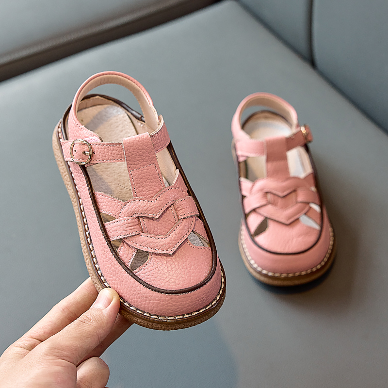 First-Layer Cowhide Girls' Sandals 2026 New Korean Fashion Princess Shoes Versatile Closed-Toe Loafers Non-Slip Trendy