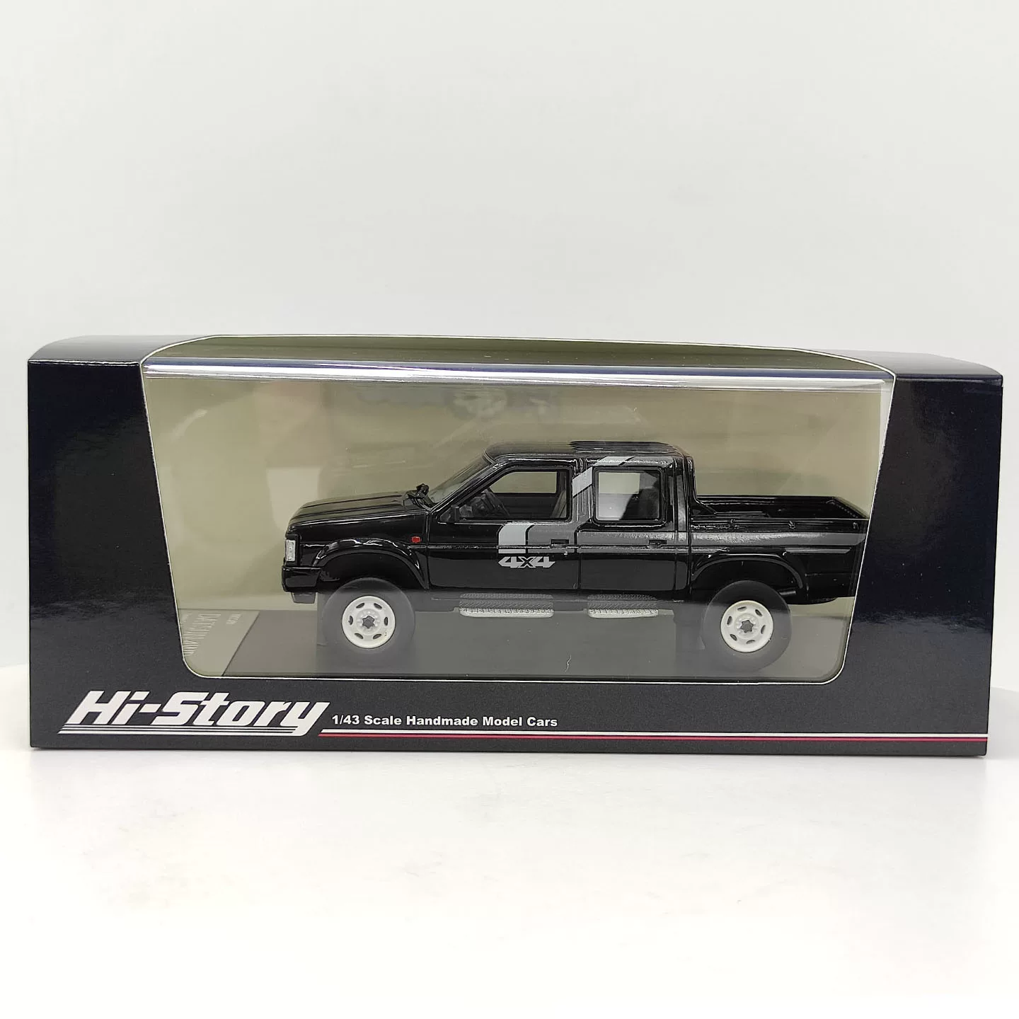 Hi-Story 1:43 Nissan DATSUN 4WD Double Cab AD 1985 Black Resin Car Model