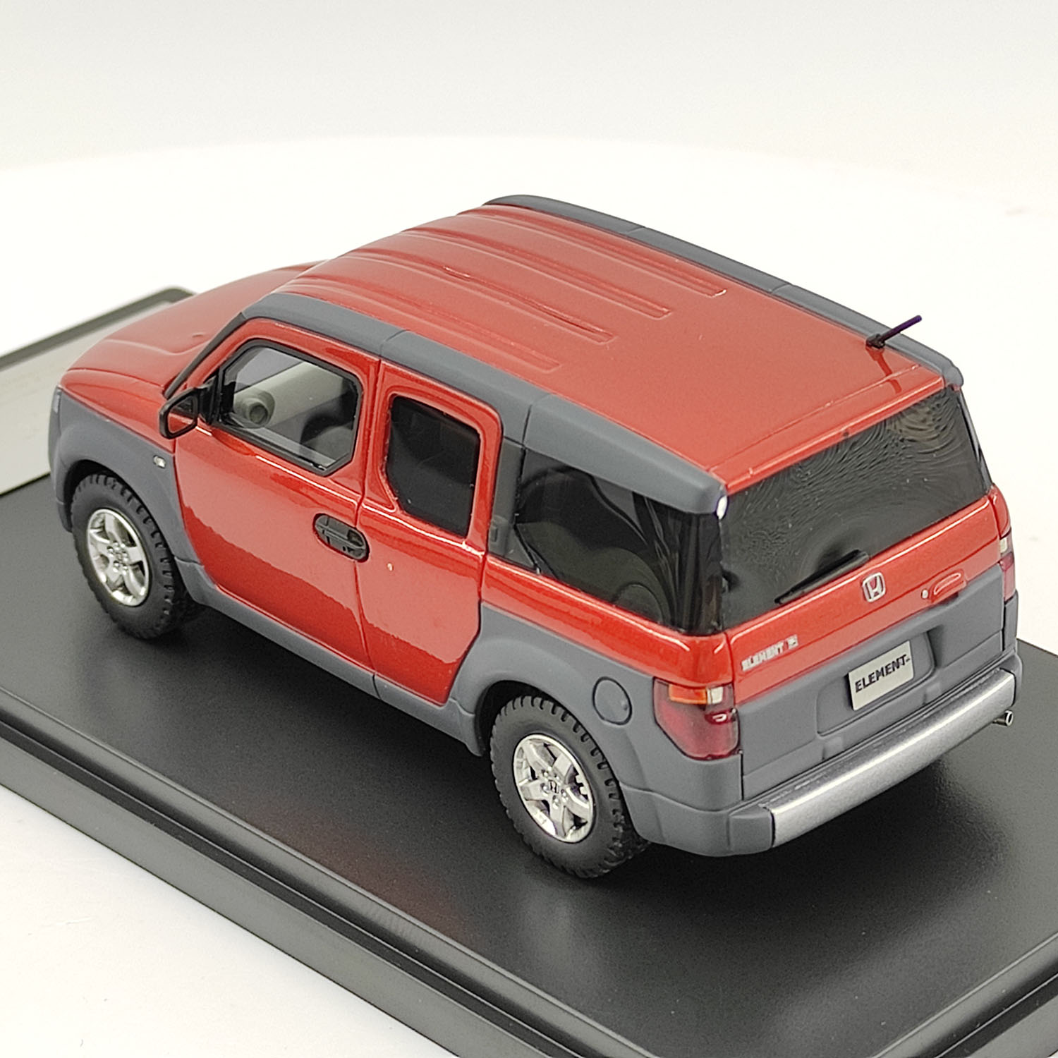Hi-Story 1:43 Honda ELEMENT 2003 Resin Car Model with Minor Flaws