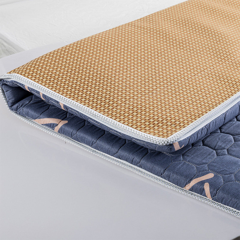 Cool Mat Winter Summer Dual-use Mattress Single 0 9 Dormitory Double double 1 8m1 5 bed can be folded and washable
