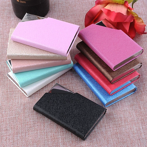 Визитная карточка клип женская бизнес -карта Business Card Bag Office крупная мощность творческая пользовательская коробка для визитной карточки бесплатно логотип букв