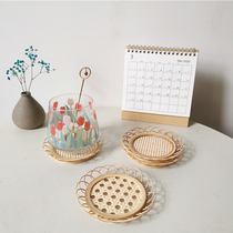 Little fairy Ins blogger with the same rattan chic bamboo chic lace cup cushion chic photo props