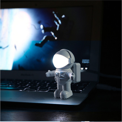 Astronaut USB Night Light Astronaut Small Night Light Energy Saving Creative Robot Little Light Keyboard Switch Light Computer Lights