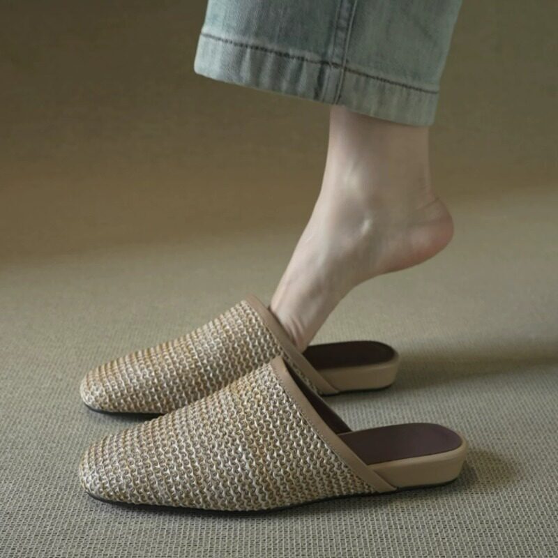 Sheepskin Woven Mule Shoes for Women, Flat Closed-Toe Slip-On Sandals, Lazy Shoes for Outdoor Wear, Vacation Style Half-Slippers