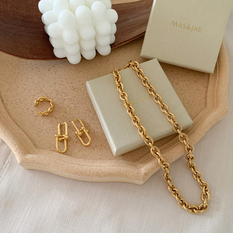 Mars Garmin matching accessories, copper-plated 18k gold, large gold chain, ring, earrings, full of high-end sense