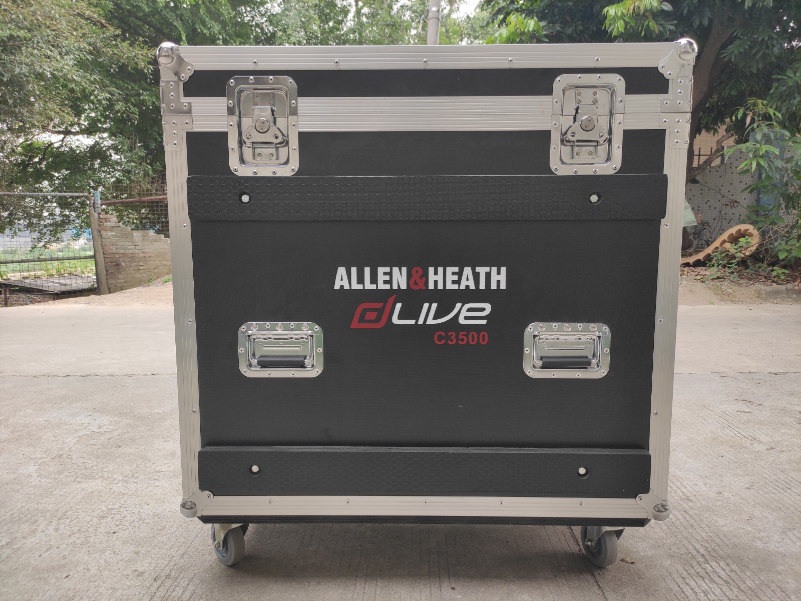 Allen DLive mixer air box aluminum alloy cabinet box transportation protection box C3500 supporting box