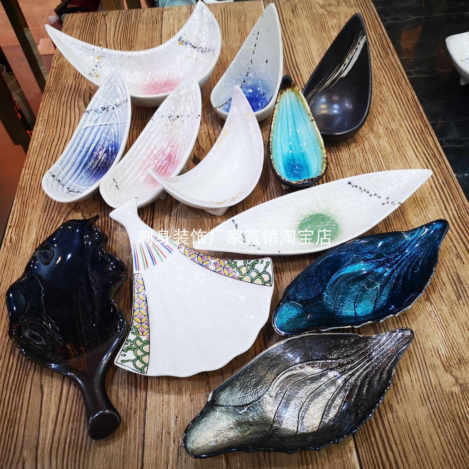 Day Style Sushi Sashimi Cuisine Pendulum with Irregular Dot decorated dishes Saucer Creative Ceramics