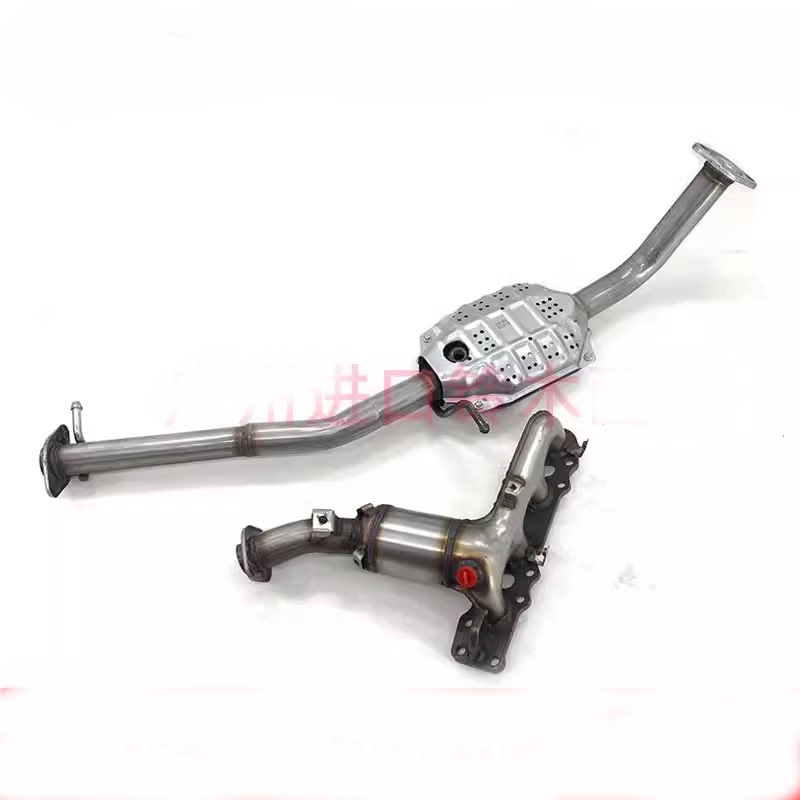 Suitable for Suzuki Jimny 1.3 Three-Way Catalytic Converter Exhaust Purifier Catalyst Converter