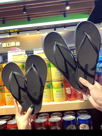 情侣人字拖女夏时尚外穿海边拖鞋男士夹脚防滑平底平跟沙滩凉拖鞋