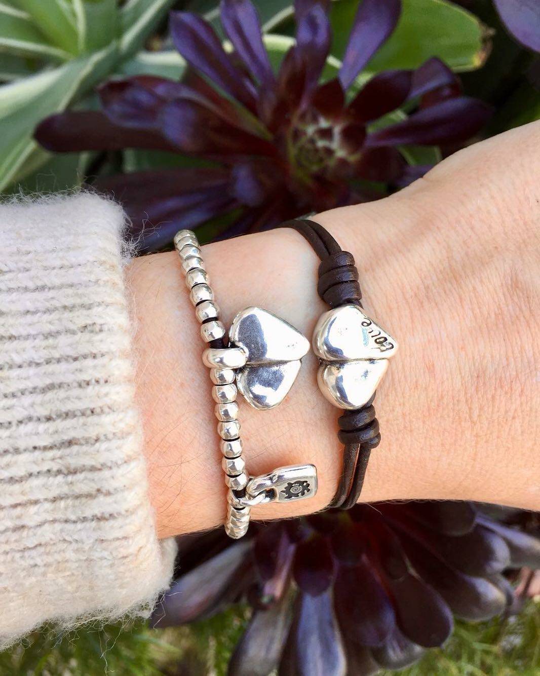 Spanish small crowdwave UNOde50 Valentine's Day love loving cow leather handmade girlfriend silver plated silver