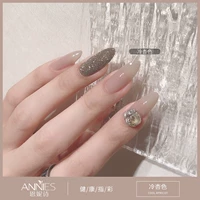 Светло -серый холодный абрикосовый цвет