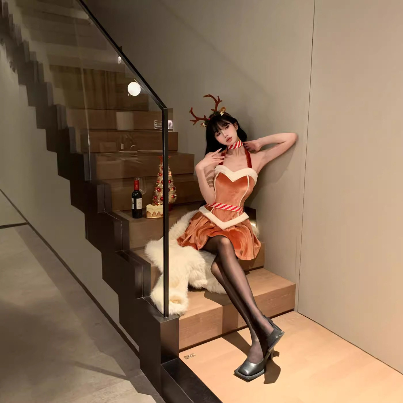 著名作家聂华苓去世，我流亡了三辈子-艺萌-万维博客-万维读者网（电脑版）, image size:1400x1400