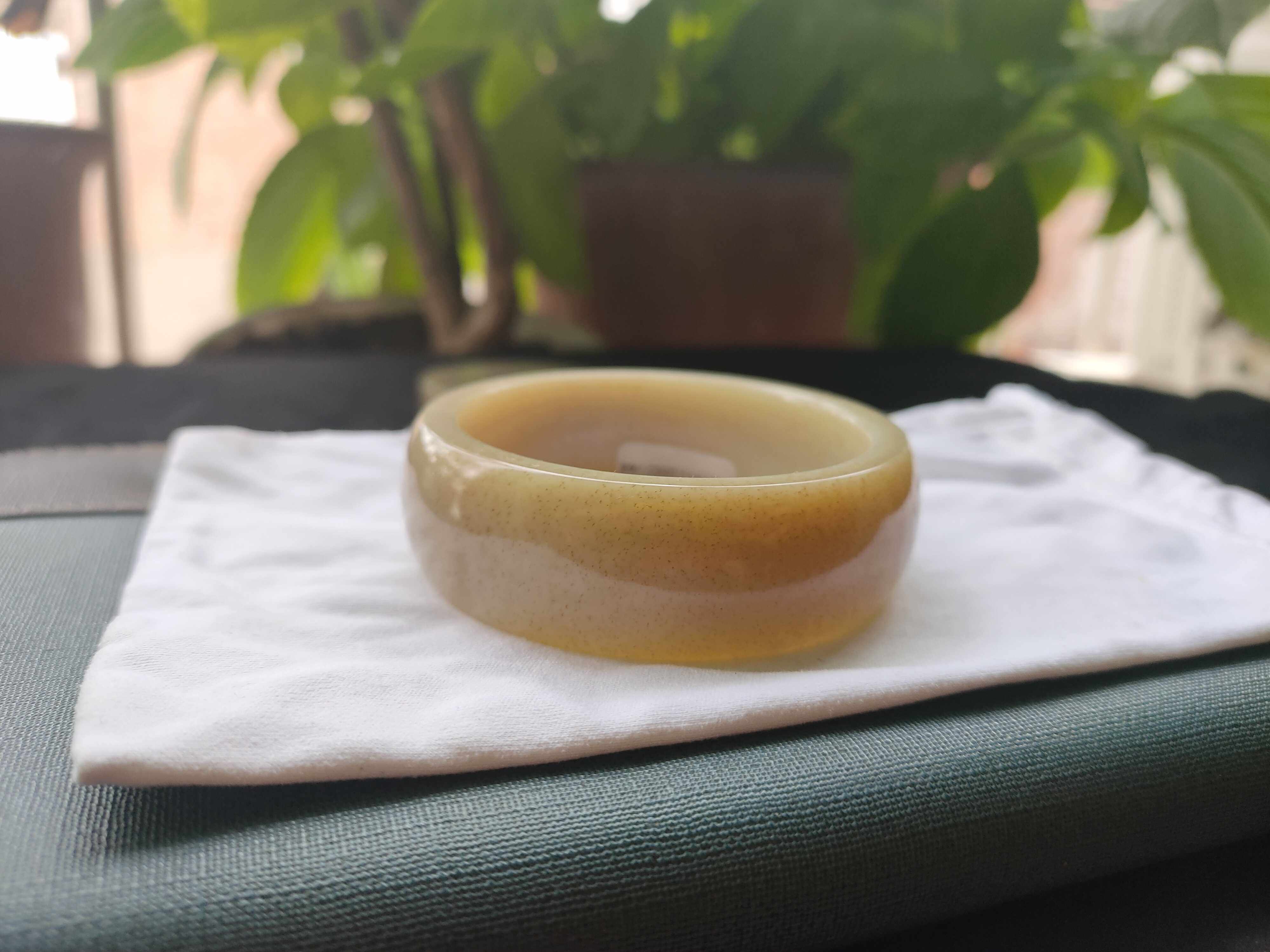 (No. 2744) and Tian YuQinghai Material High Hardness Wild Bull Ditch Milk Tea Osmanthus Rice Cake Thick Tire Wanfu Bracelet