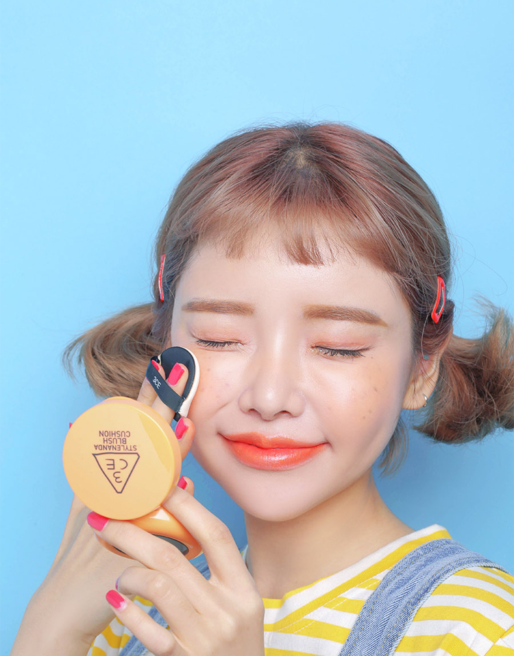 2018 Hàn Quốc 3CE chính hãng blush air cushion blush nước xoài màu sắc dưỡng ẩm dạng lỏng cushion blush - Blush / Cochineal phan ma