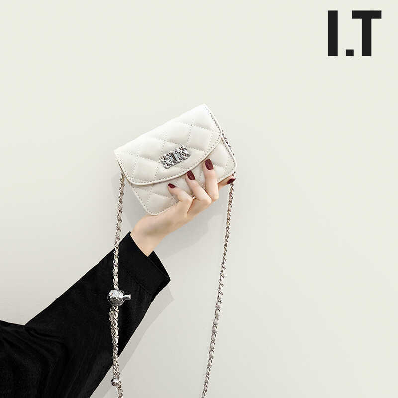 Hong Kong Luxury Brand High-End White Chain Bag for Women 2026 New Fashion Crossbody Bag Stylish Small Square Bag