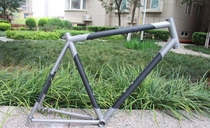 Titanium alloy carbon fiber hybrid frame Titanium alloy carbon fiber one-piece road frame