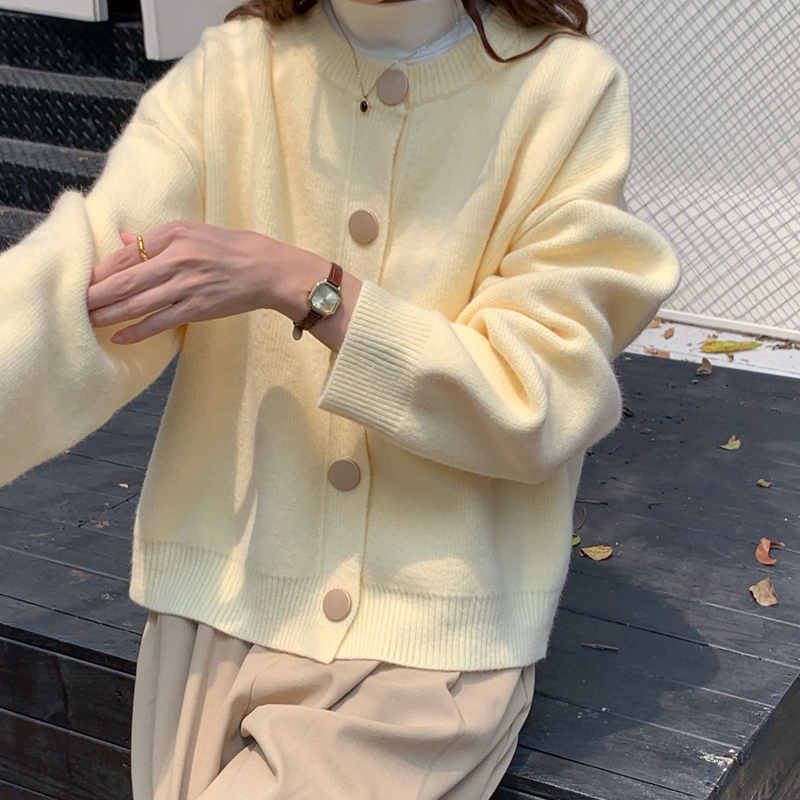 Light Yellow Round Button Solid Color Simple Versatile Sweater Knit Cardigan Jacket for Women, Autumn and Winter, Korean Style, Loose, Soft and Gentle