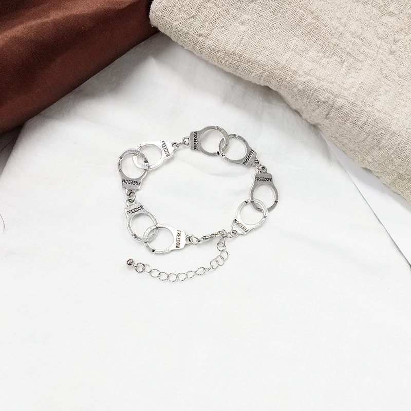 Ai La Handmade Retro Punk Vòng tay còng Tide Nữ Harajuku Vòng đeo tay phóng đại Cá tính Phụ nữ sáng tạo vòng tay trơn vàng 18k