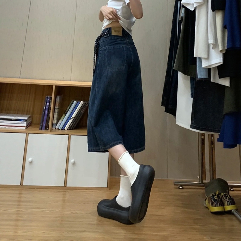 Dark Blue Cropped Denim Shorts for Women, Summer Plus Size, High-Waisted, Loose, Slimming, Pear-Shaped Body, Wide-Leg Mid-Length Pants Dark Blue Cropped Denim Shorts for Women, Summer Plus Size, High-Waisted, Loose, Slimming, Pear-Shaped Body, Wide-Leg Mid-Length Pants