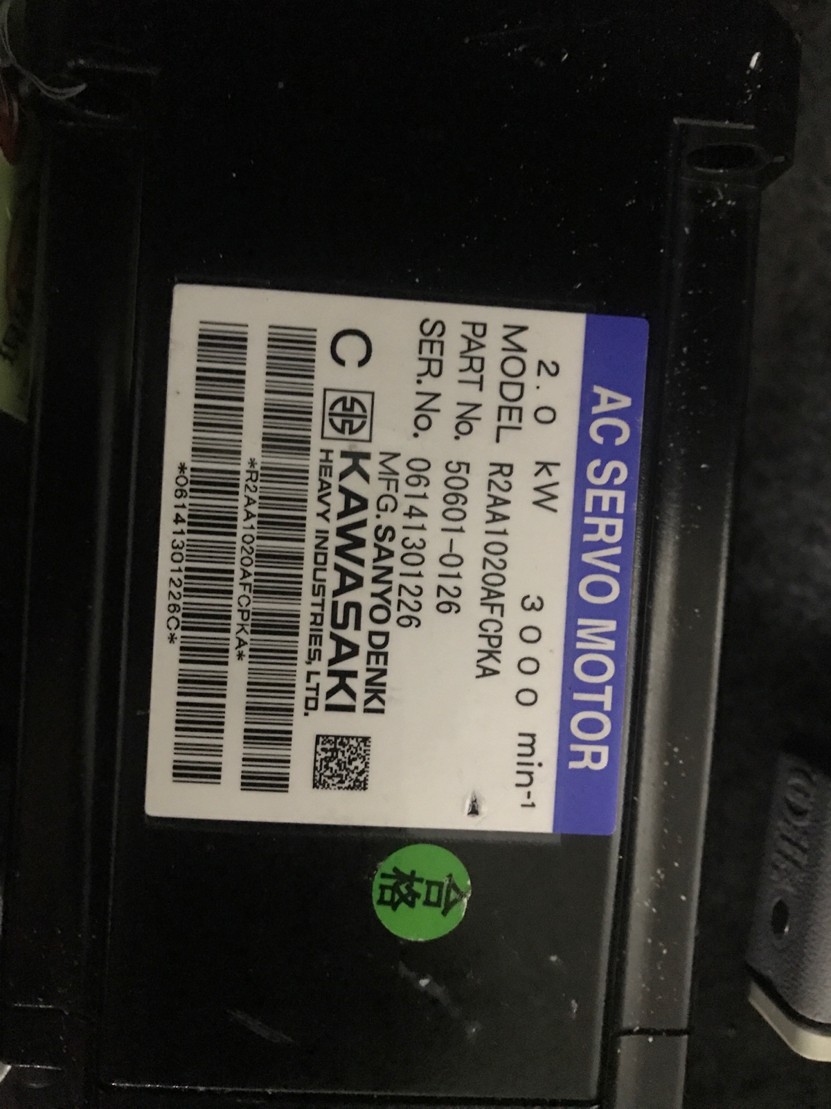 Kawasaki servo motor R2AA1020AFCPKA spot sale on the spot