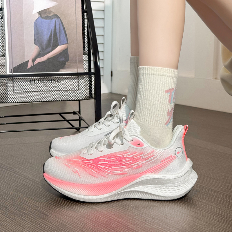 Warrior Women's Shoes 2026 Spring New Breathable Thick-Soled Sports Exam Running Shoes Shock-Absorbing Comfortable Versatile Sneakers