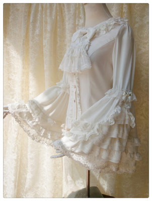 taobao agent Genuine design retro megaphone, Lolita style, long sleeve