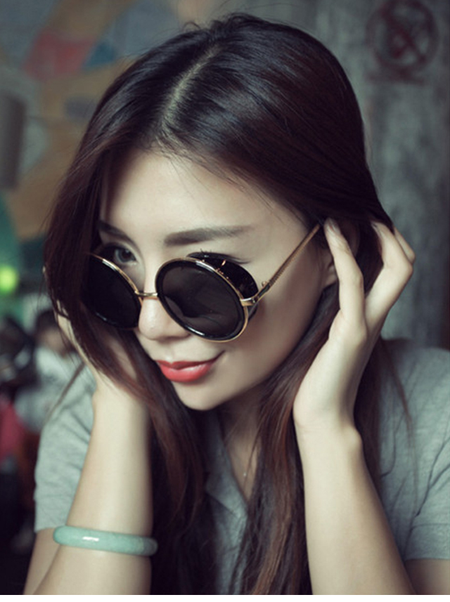 Ngôi sao Đặng Tử Kỳ có cùng một đoạn Châu Âu và Hoa Kỳ retro kính râm tròn retro kính râm thủy triều người đàn ông và phụ nữ mát mẻ có độ kính giả cận