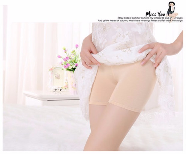 200 pound eo cao modal XL cộng với người béo MM béo người chống ánh sáng chạm đáy quần short bảo hiểm góc phẳng quần thun mặc váy cho nữ